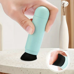 2-in-1 Volcanic Oil Absorbing Roller Brush