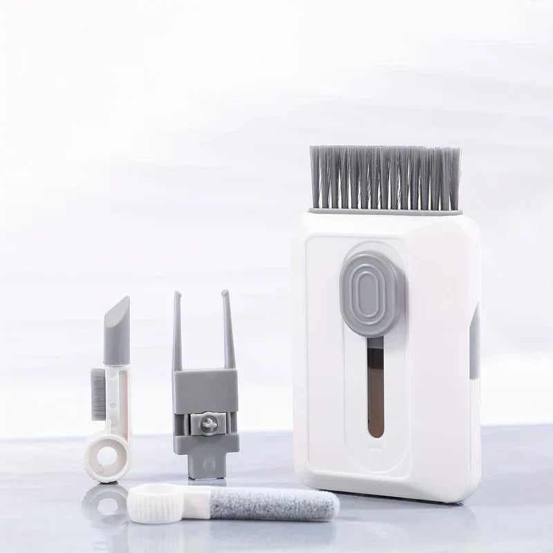 kit de limpieza para electrónica - Juego completo de herramientas de limpieza dispuestas junto al estuche de almacenamiento blanco