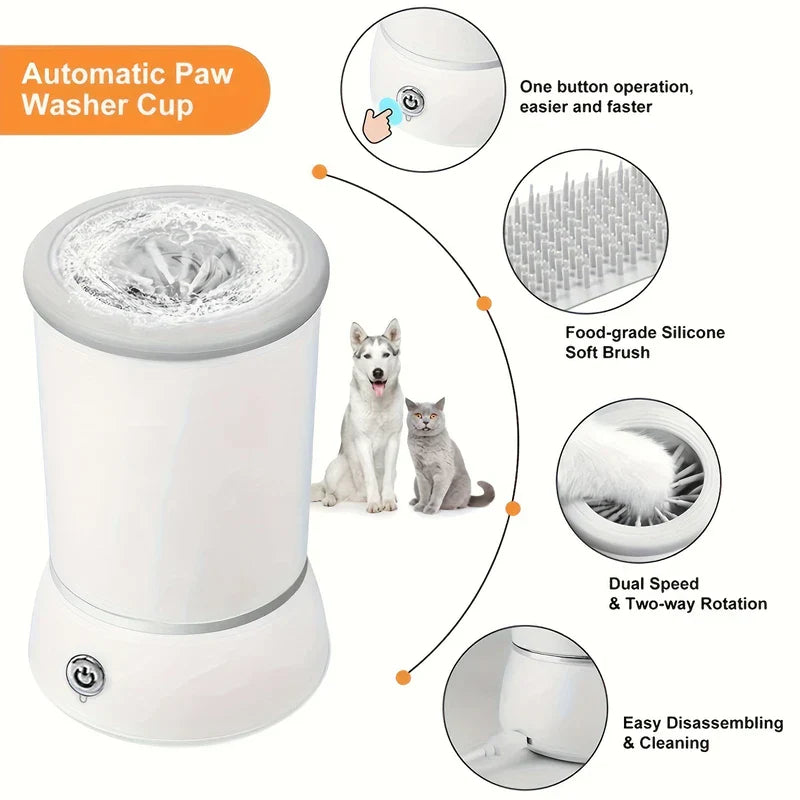 Limpiador automático de patas para mascotas - Taza lavapatas automática blanca con etiquetas de características: control de un botón, cepillo suave de silicona, rotación de doble velocidad, fácil desmontaje, junto a un perro y un gato