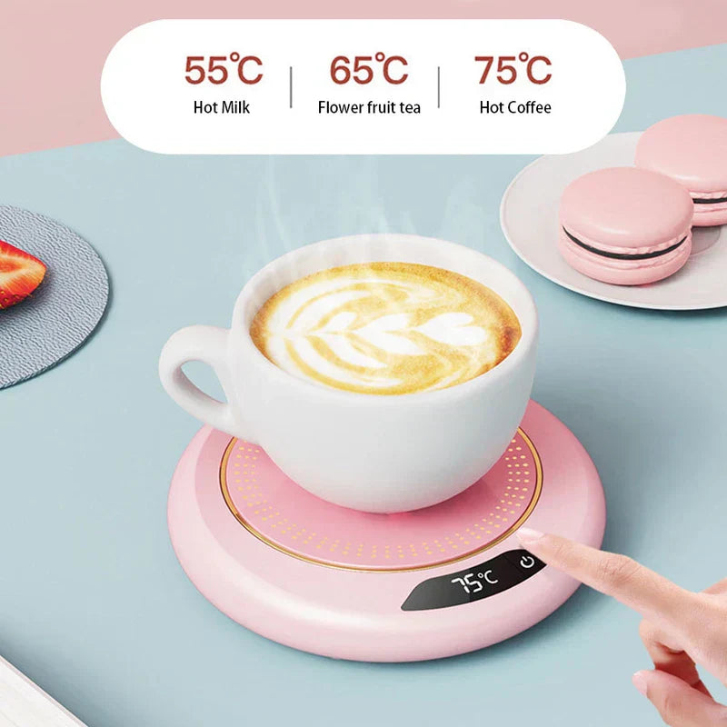calentador de taza - Calentador de taza rosa con taza de café con arte latte, dedo tocando el control del calentador, etiquetas de texto para temperaturas de bebida de 55°C/65°C/75°C