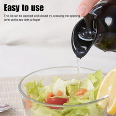 Graduated Squeeze Condiment Bottles Set