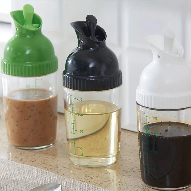 Graduated Squeeze Condiment Bottles Set