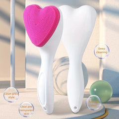 Heart Shaped Manual Facial Cleansing Scrub Brush
