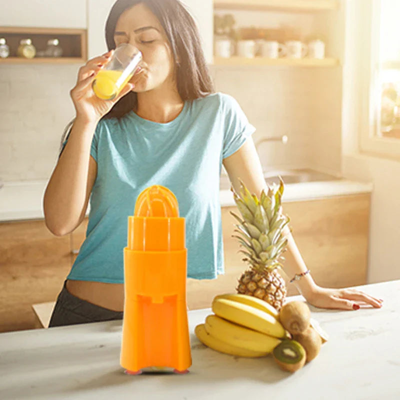 Manual Hand Press Citrus Juicer Squeezer