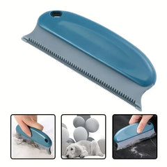 staubwedel - Blaue Reinigungsbürste mit eingesetzten Paneelen, die Entfernung von Tierhaaren von Stoffoberflächen zeigt