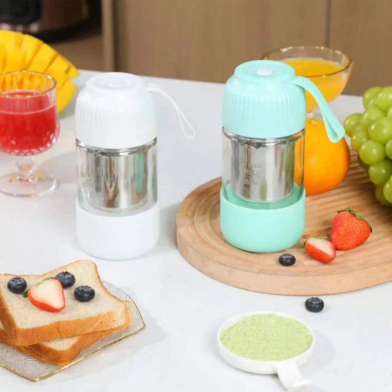 Portable juicer blender cup in a travel bag with a lid