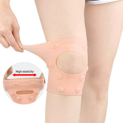 Person wearing the round magnetic knee brace pad