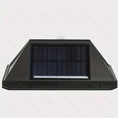 Luz solar con sensor de movimiento: vista posterior de una luz solar de pared, mostrando su carcasa exterior oscura y el panel solar rectangular central