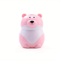 Sujetapalillos con forma de osito de peluche: vista frontal de un sujetapalillos rosa y blanco con forma de oso sobre un fondo blanco liso