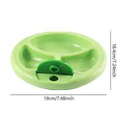 Food Warmer - Overhead view of green divided plate with measurement dimensions 19cm/7.48inch by 18.4cm/7.24inch.