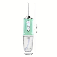 irrigador dental - Irrigador dental con compartimento de sanitización UV en uso