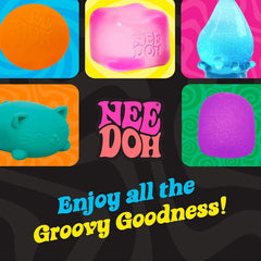 juguete sensorial - Colección colorida de juguetes sensoriales NeeDoh con varias formas, logotipo de la marca y texto '¡Disfruta de toda la bondad groovy!' sobre fondo oscuro con remolinos