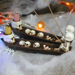 Skeleton Ship Backflow Incense Burner – Gothic Ceramic Decor with Mesmerizing Waterfall Smoke Effect
