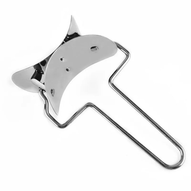 Stainless steel dumpling skin cutter with ergonomic handle