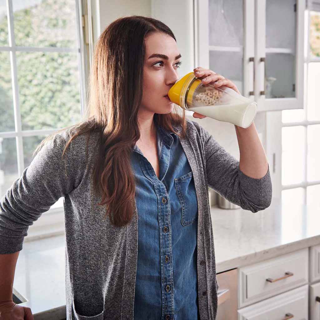 The CrunchCup Everich and Tomic Housewares Co., LTD
